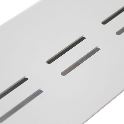 Perforazione e piegatura di precisione per soluzioni di fabbricazione in alluminio in acciaio inossidabile
