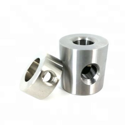 Parti di tornitura CNC non standard in acciaio inossidabile/brass/alluminio per macchine