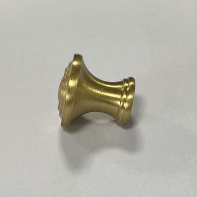 Parti metalliche personalizzate per il processo di piegatura e lucidatura da parte di professionisti