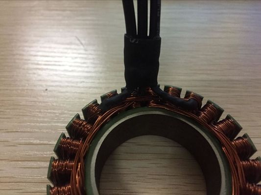200 C doppio strato di isolamento rivestito tipo di filo BLDC Motor Stator Winding personalizzazione
