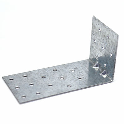 Supporto angolare zincato personalizzato per case in legno resistente e facile da installare