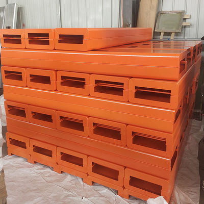 Fabbricazione di acciaio strutturale pesante Saldatura su misura di lamiere metalliche per parti cubiche OEM