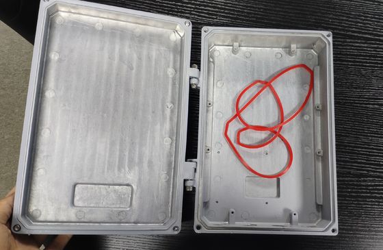 Classificato IP67 Nanfeng customisato contenitori e coperture in alluminio per dissipatori di calore conveniente