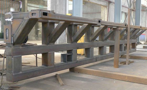 Saldatura ad alta tensione personalizzata Processo di saldatura di grandi dimensioni Struttura di telaio meccanico a supporto metallico