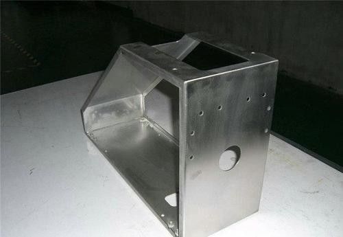Parti metalliche per macchine industriali a base di lamiera di stampaggio in alluminio e acciaio inossidabile su misura