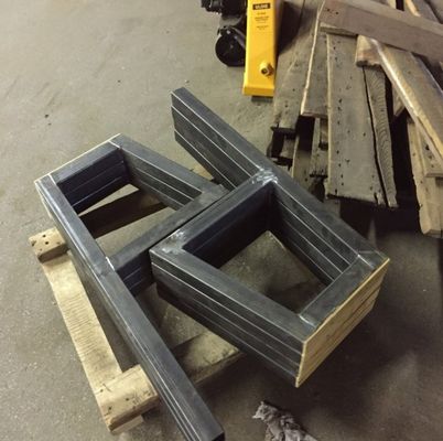 DIY Piedi per mobili a tubo quadrato per caffè Pallato per computer Panchina rustica da lavoro pesante 290g