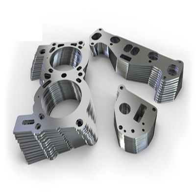 Fabbricazione di lamiere di metallo con supporto triangolare con specifiche personalizzate