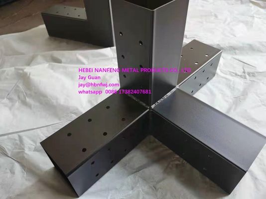 Industria 3 Way Steel Arm Pergola Corner Bracket per 4x4 Punti in legno ISO9001 2015 Certificato