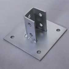 Perforazione di supporti base personalizzati per pilastri di legno in acciaio inossidabile in ferro galvanizzato