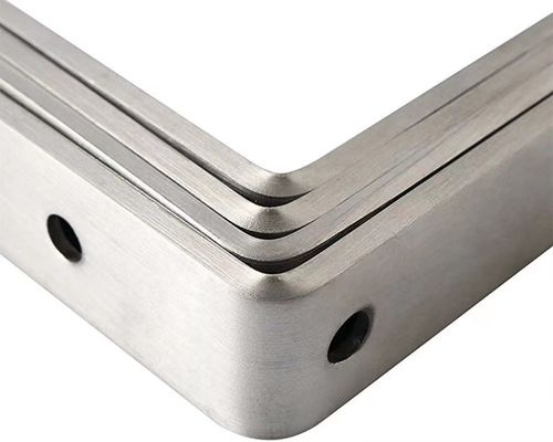 Supporto per la parete di montaggio in alluminio metallico lucidato su misura con processo di perforazione