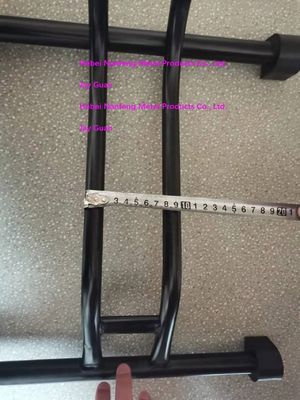Sosta per biciclette a terra a risparmio di spazio con portabiciclette nera per garage Certificato ISO9001 2015