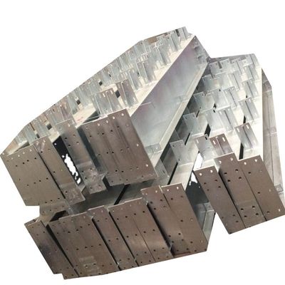 Saldatura industriale e processo di lavorazione per parti metalliche di telaio in acciaio al carbonio su misura