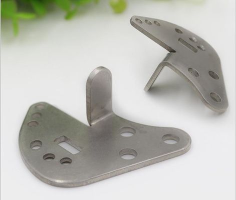 Parti di stampaggio in acciaio inossidabile/alluminio per supporti di fabbricazione di lamiere di metallo personalizzati