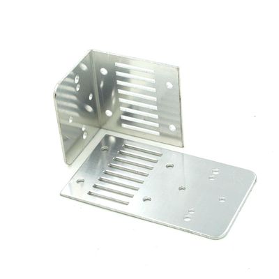 Parti per stampaggio di lamiere metalliche di acciaio inossidabile su misura con spessore 0,4- 3 mm