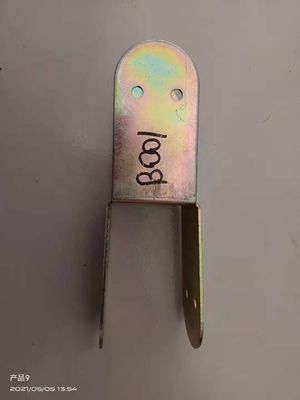 Custom OEM Acciaio al carbonio Connessione in legno di legno con giunzione rivestita di zinco per spessore dello scaffale 0,4--3 mm