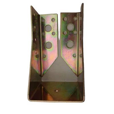 Connettori strutturali per case in legno personalizzati