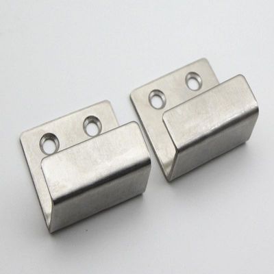 0.4-3 mm Spessore Hardware di stampaggio in alluminio Acciaio Metallo U Bracket Mural Mounting Bracket
