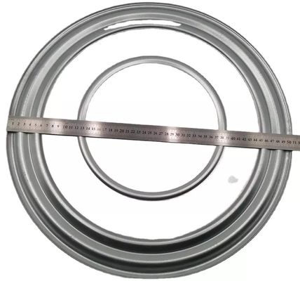 Personalizzazione professionale per la lavorazione di stampi di lamiere metalliche di fabbricazione a profondo disegno