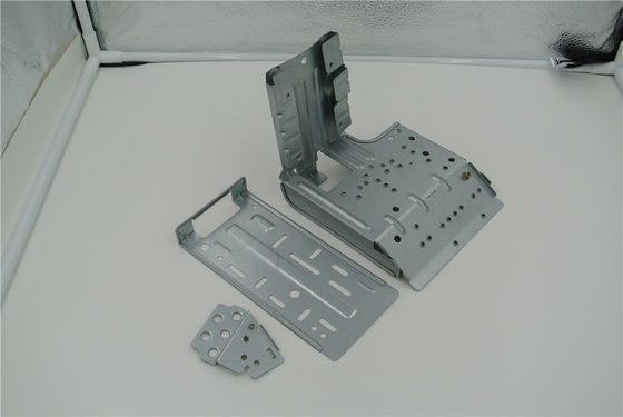 Parti per stampaggio di lamiere metalliche di alluminio per apparecchiature personalizzate e di ispezione