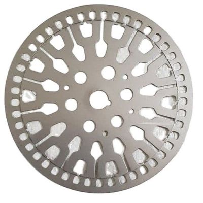 Alumini e acciaio inossidabile per la fabbricazione di lamiere di metallo