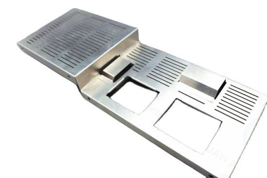 Soluzioni di fabbricazione e timbrazione di lamiere di metallo certificate ISO9001 2008 per la tua azienda