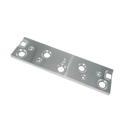 Ricambi auto personalizzati con tecnologia di stampaggio con rivestimento in bianco