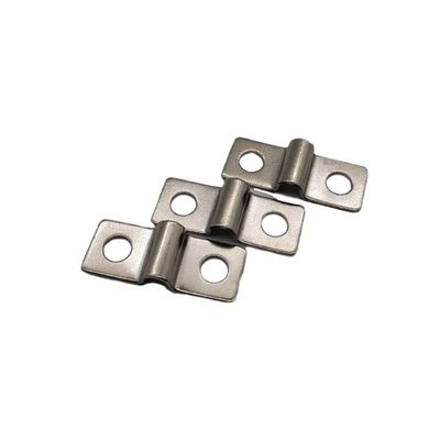 Parti di stampaggio metalliche per fissaggi per macchinari per autoveicoli