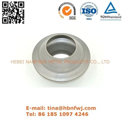 Parti metalliche per auto con personalizzazione