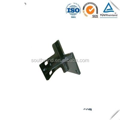 Servizi professionali di fabbricazione di lamiere metalliche per l'industria elettrica ed elettronica