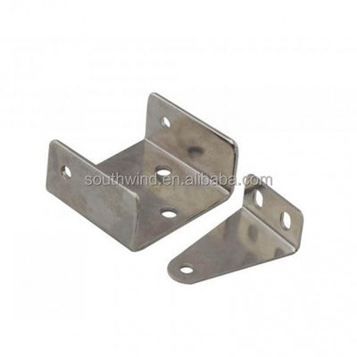 Servizio di taglio laser per piccole parti metalliche